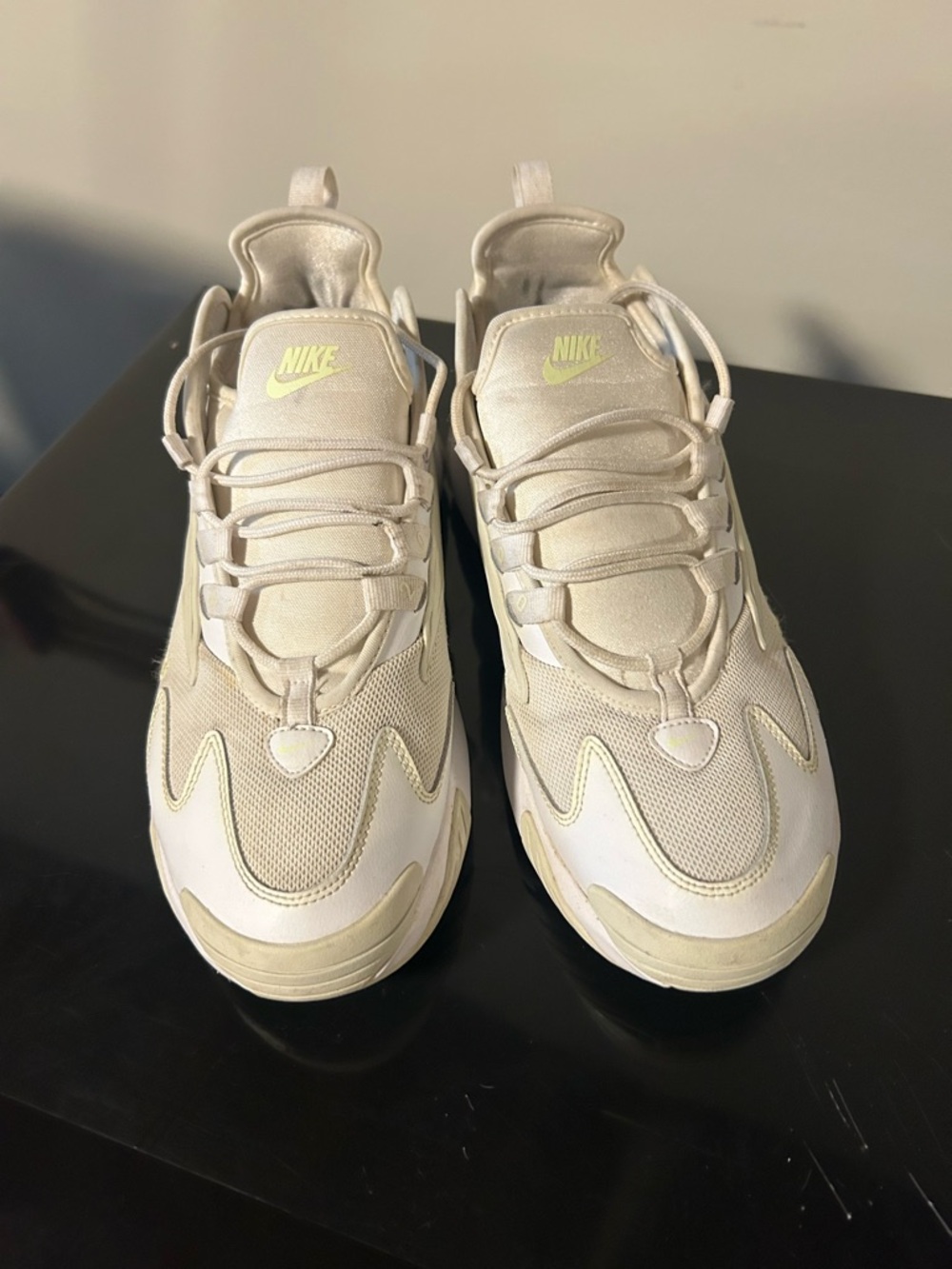 Nike Women's Sneakers Cream/Light Yellow